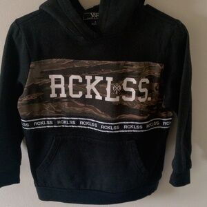 🏷️ PRICE IS FIRM🏷️🦋BOYS Y&R HOODIE🦋